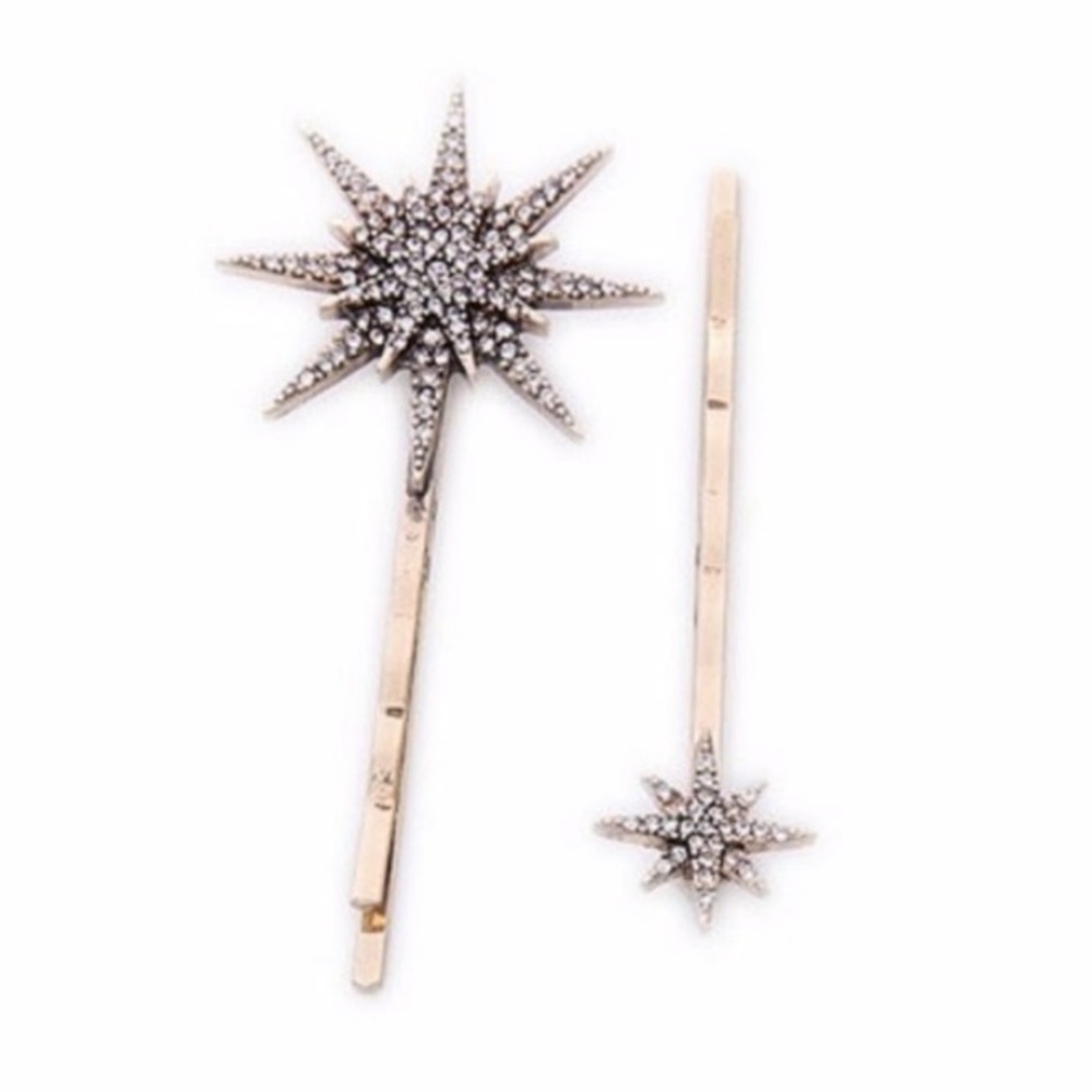 ‼️BOGO SALE‼️ ⭐️ 2/$8 ⭐️ Star Bejeweled Hair Pins Set